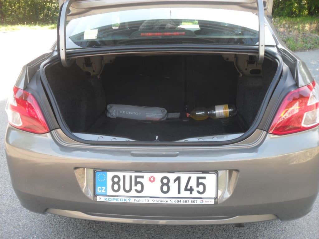 Peugeot 301 - 18