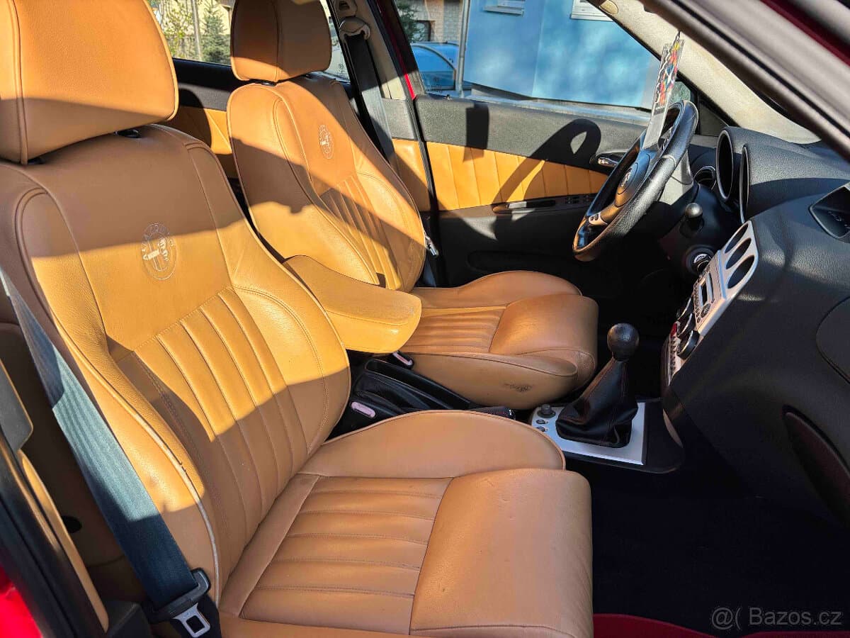 2002 Alfa Romeo 156 - 18