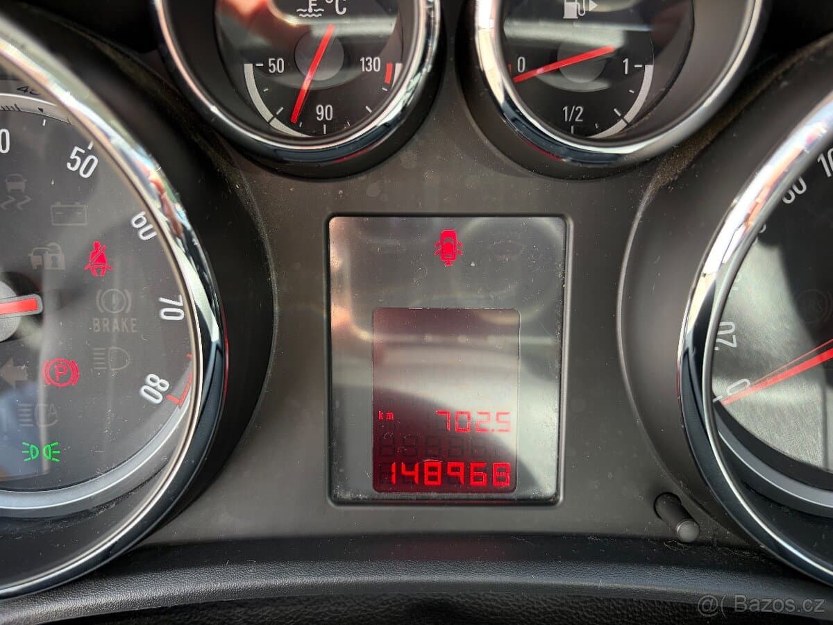 2011 Opel ASTRA - 18