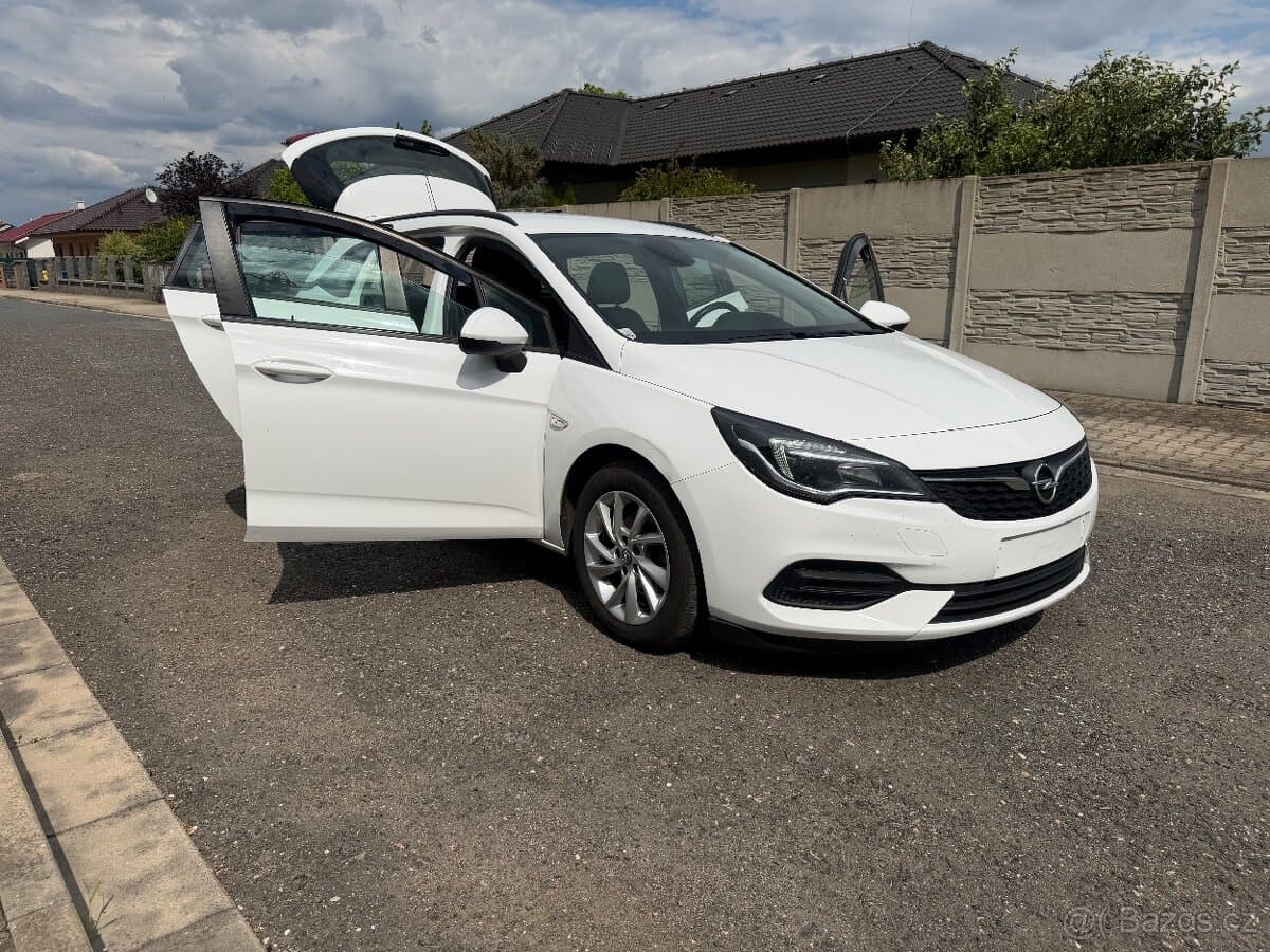 2020 Opel ASTRA - 18
