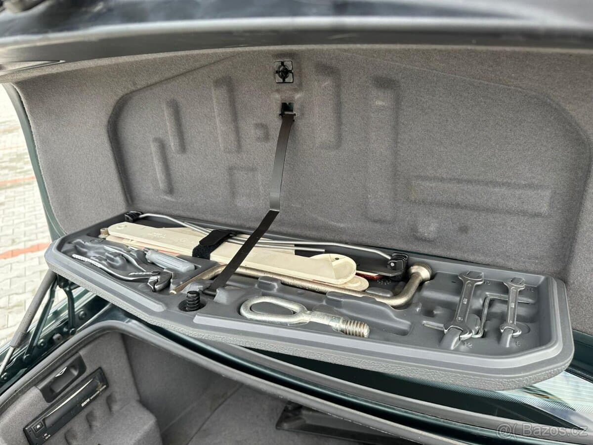 2000 BMW M5 - 18