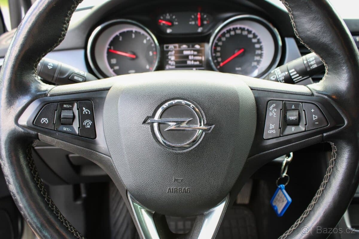 2019 Opel ASTRA - 18