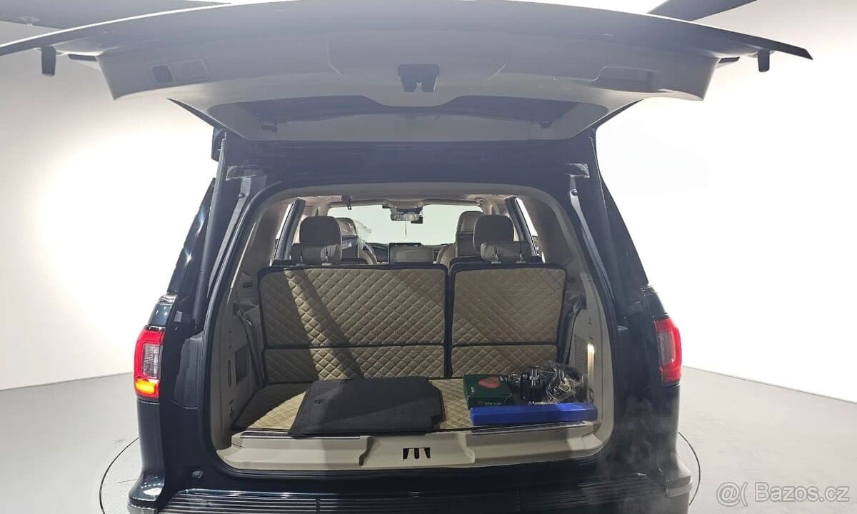 2021 Lincoln NAVIGATOR - 18