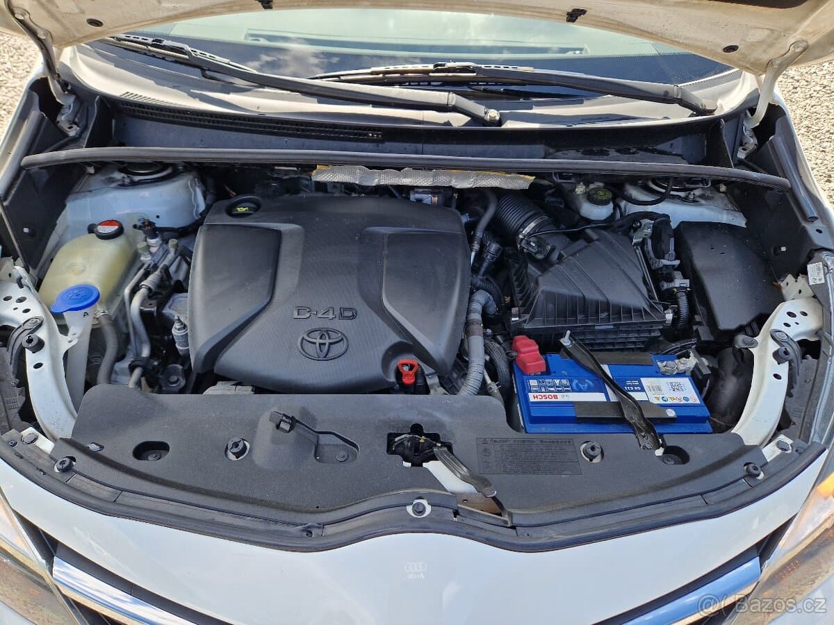 2015 Toyota VERSO - 18