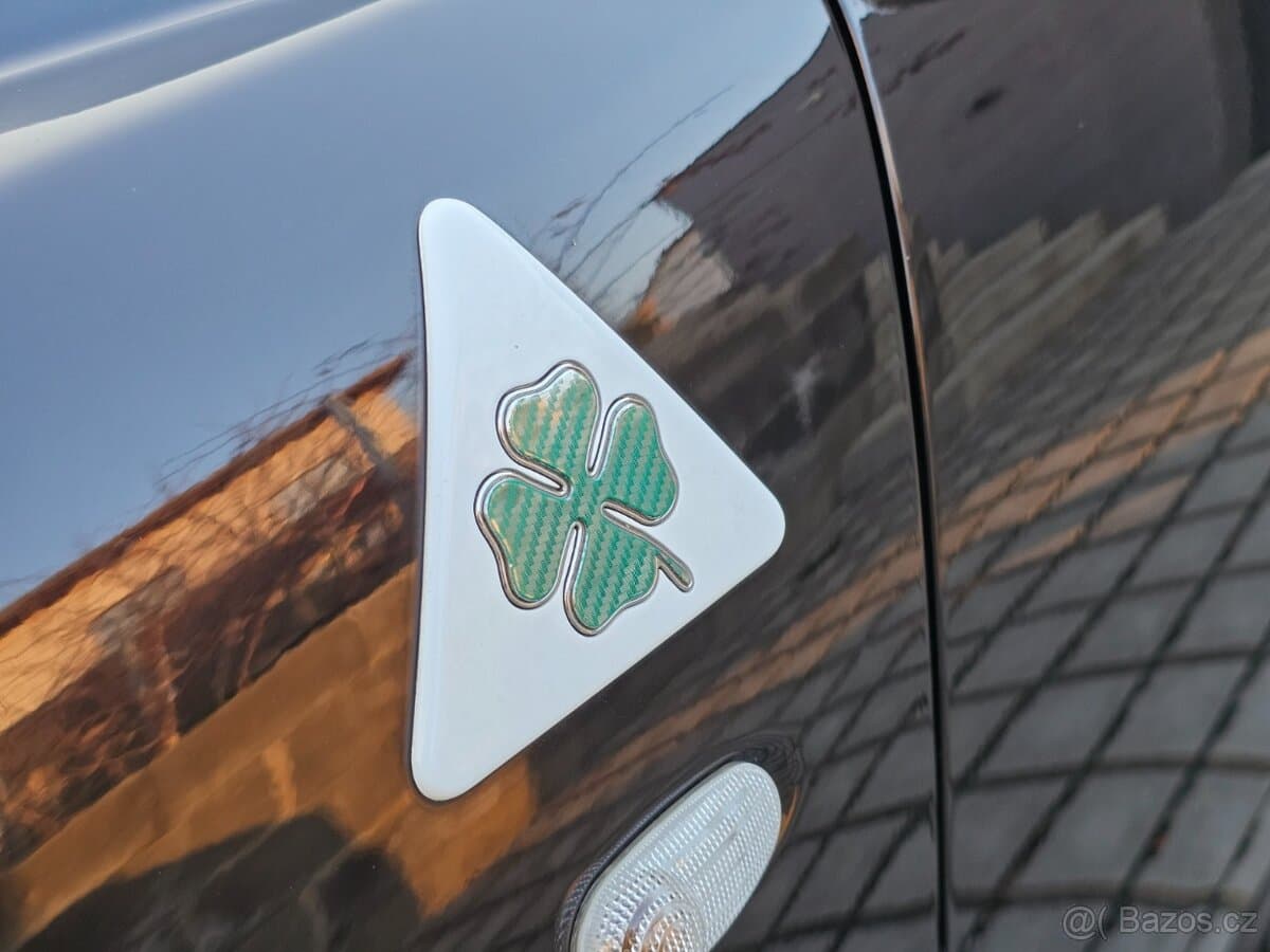 2010 Alfa Romeo MITO - 18