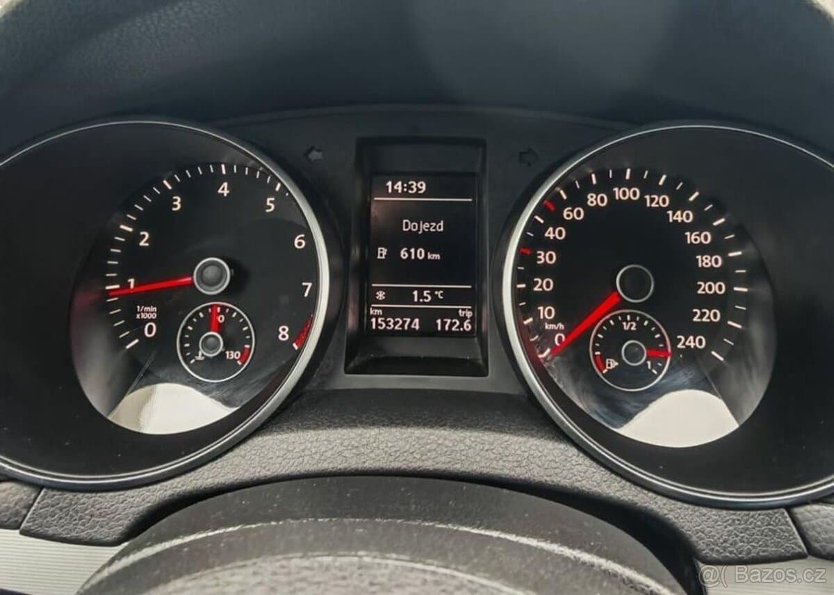 2011 Volkswagen GOLF - 18