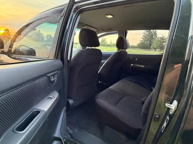 2014 Toyota HILUX - 18