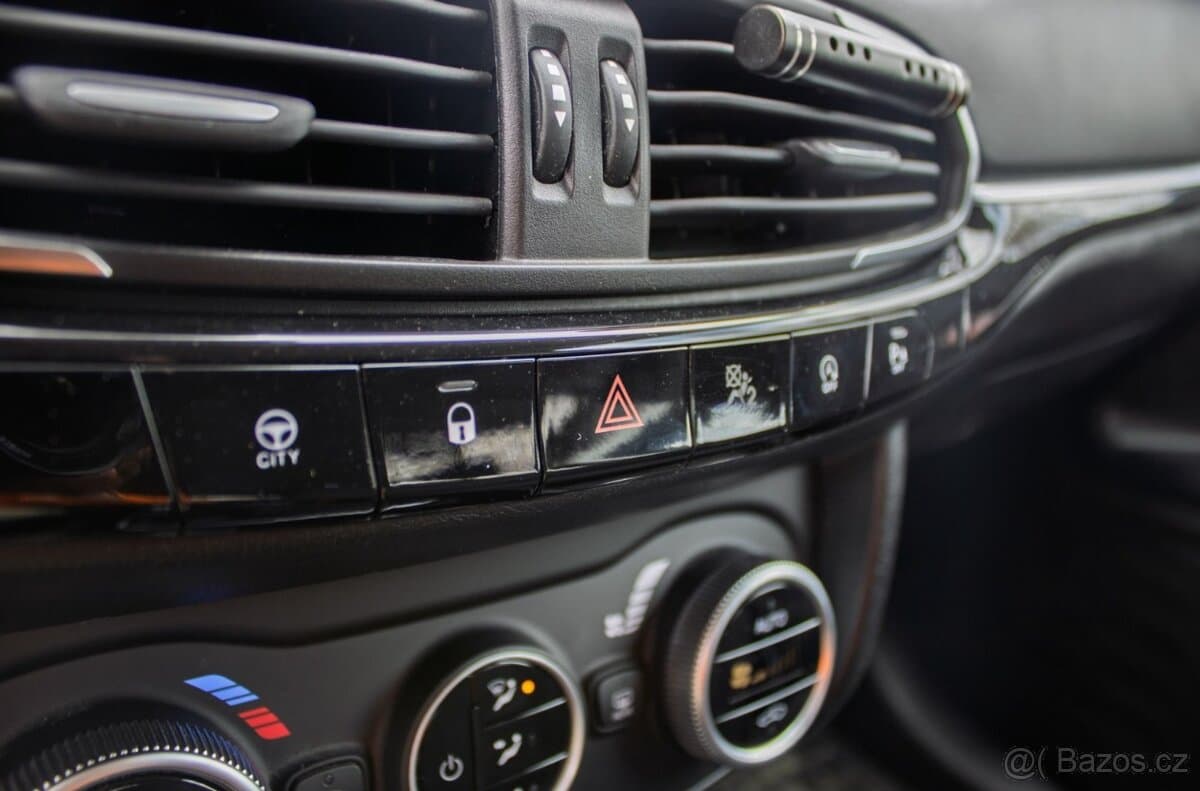 2022 Fiat TIPO - 18