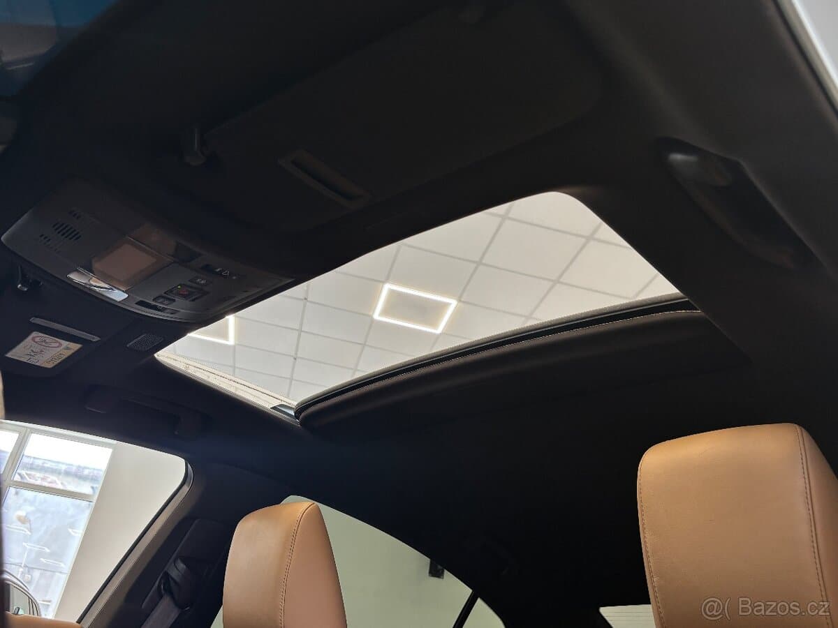 2019 Lexus OSTATNÍ - 18