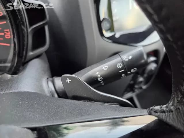 2019 Peugeot 108 - 18