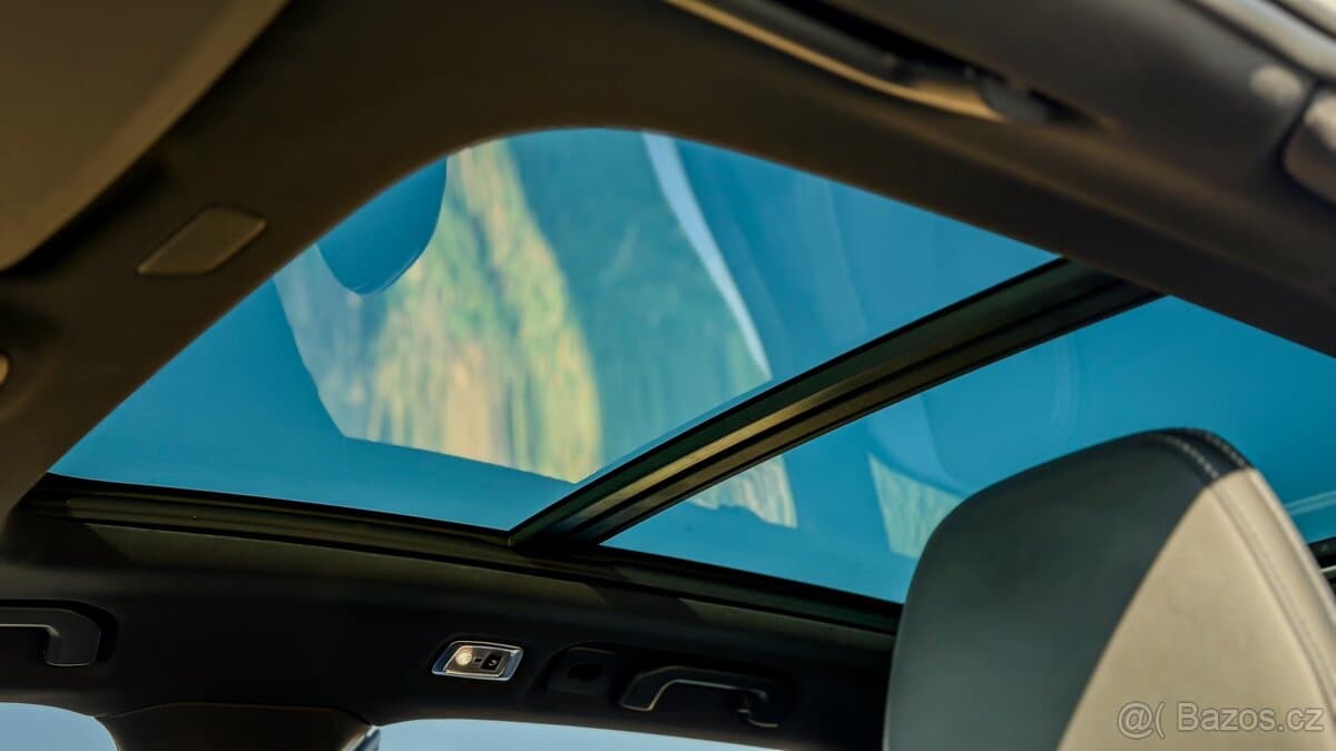 2021 Volvo V60 - 18