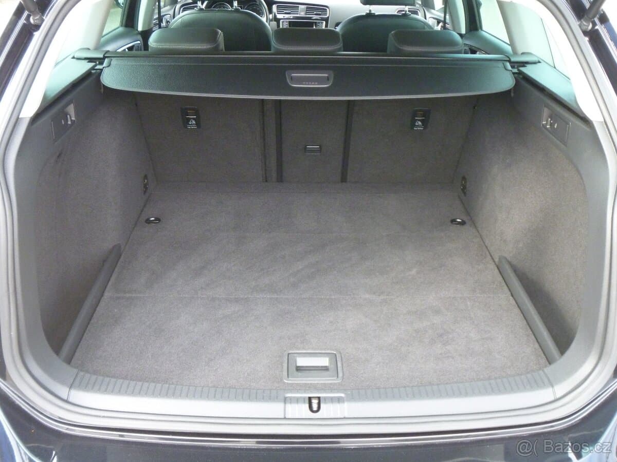 2013 Volkswagen GOLF - 18