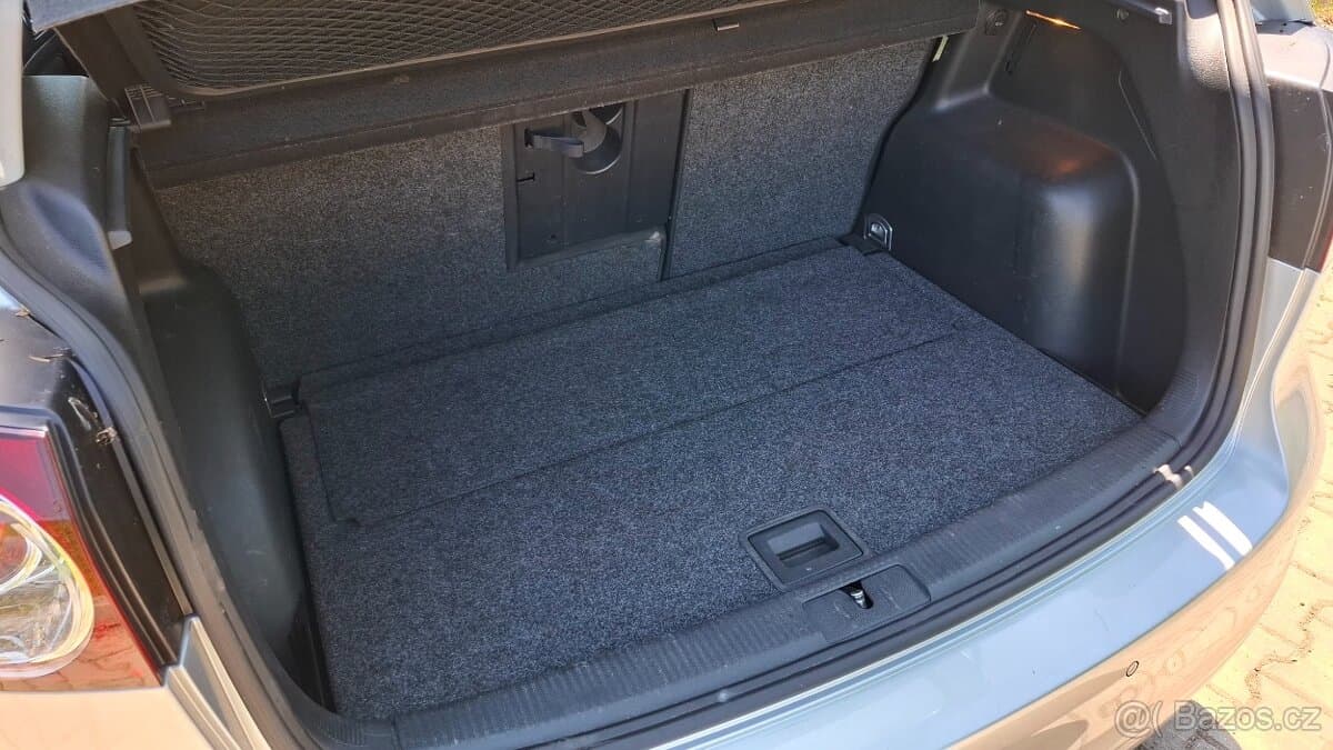 2009 Volkswagen GOLF - 18