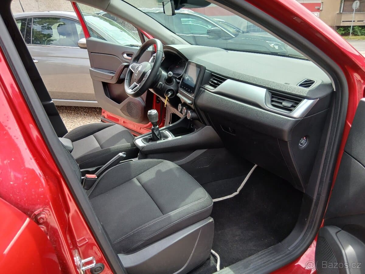 Renault CAPTUR - 18