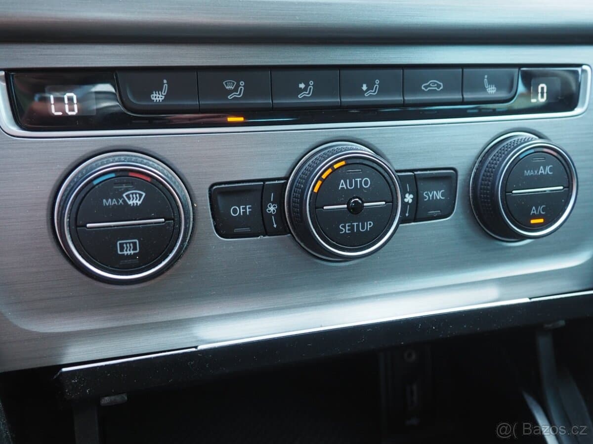 2014 Volkswagen GOLF - 18