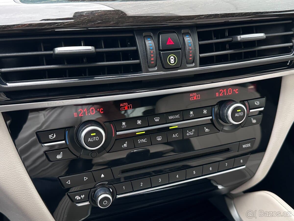 2015 BMW X6 - 18