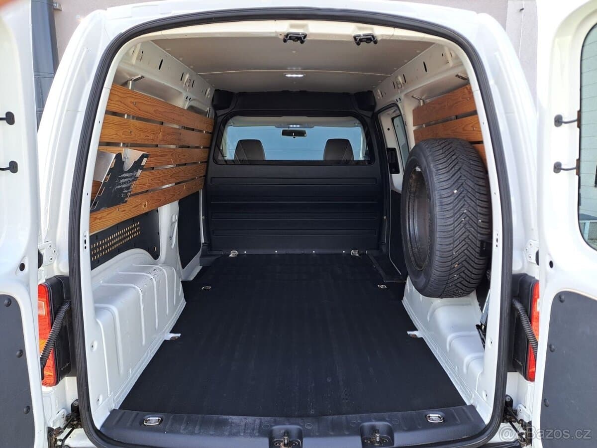 2019 Volkswagen CADDY - 18