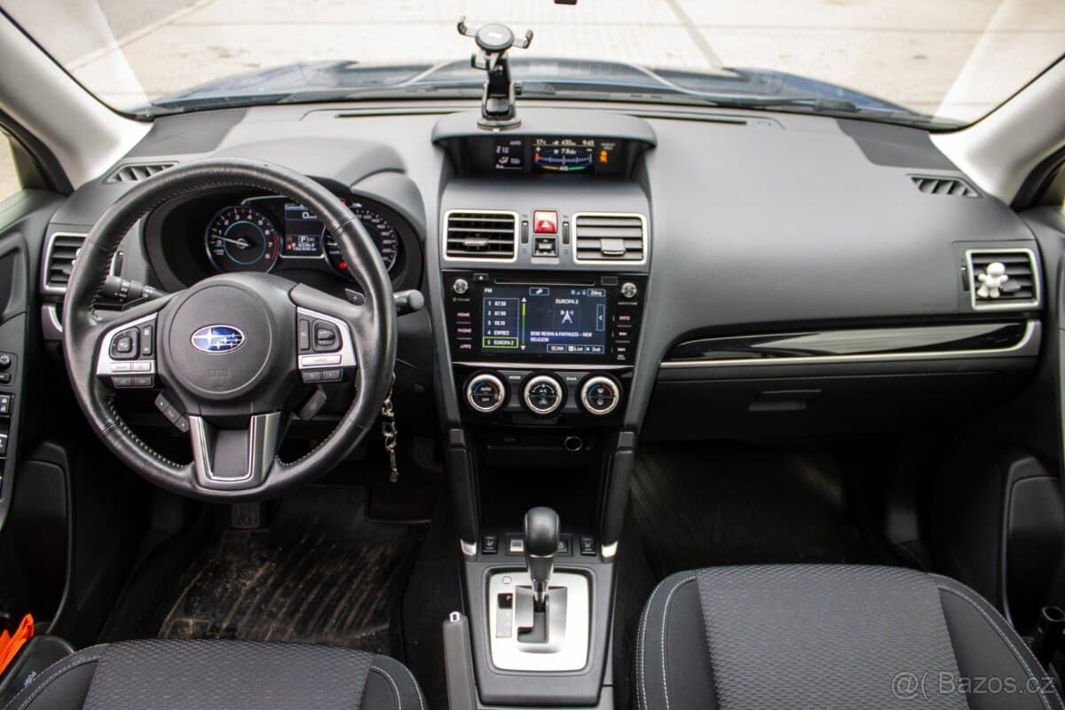 2016 Subaru FORESTER - 18