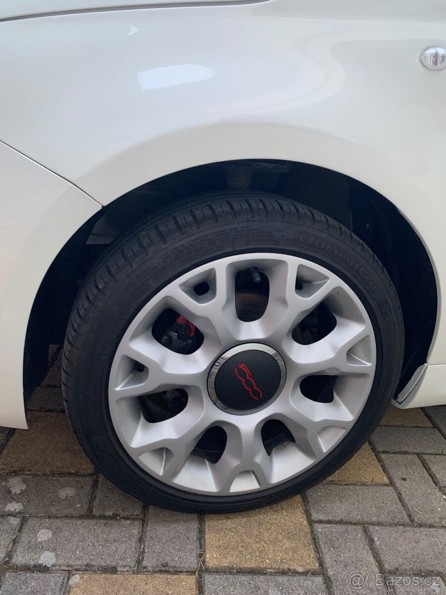 2015 Fiat 500 - 18