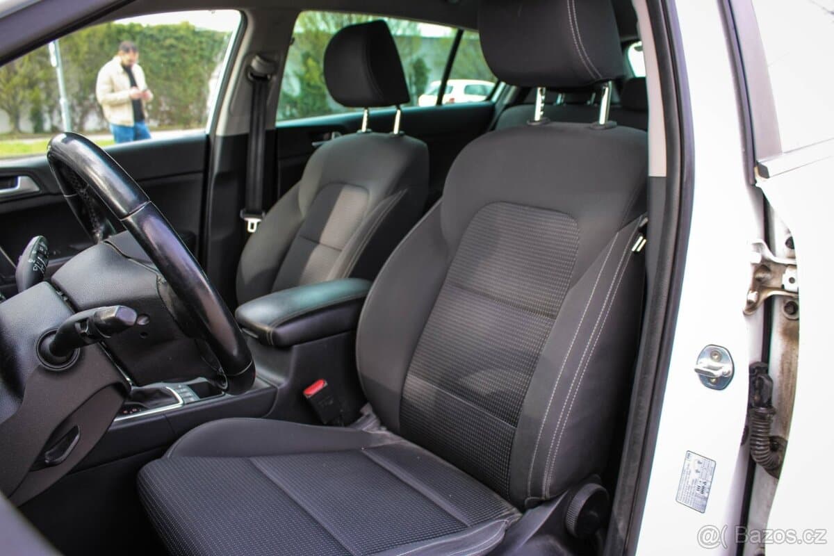 2016 Kia SPORTAGE - 18