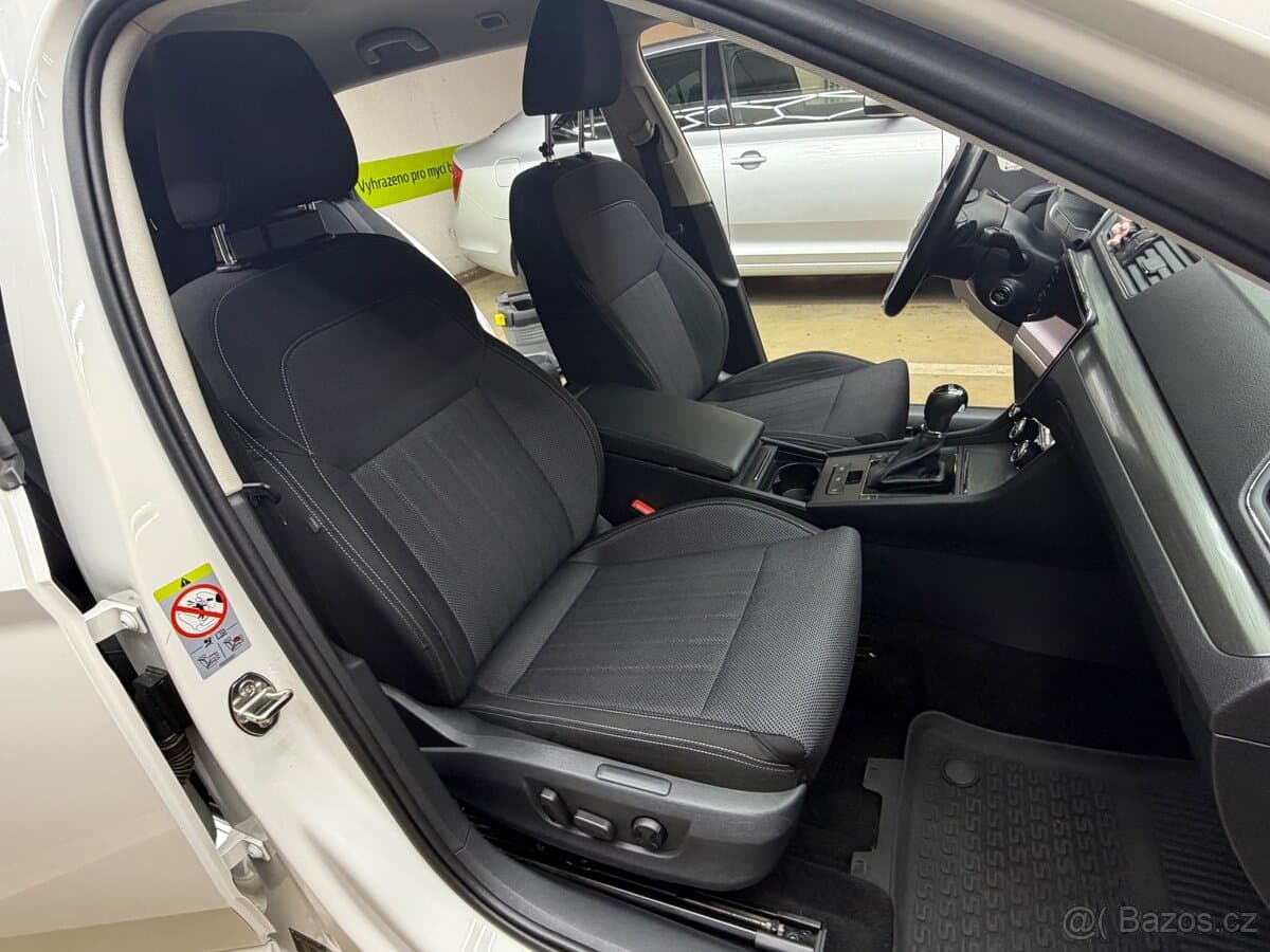 2020 Škoda SUPERB - 18