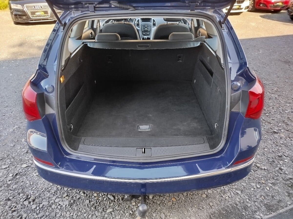2014 Opel ASTRA - 18
