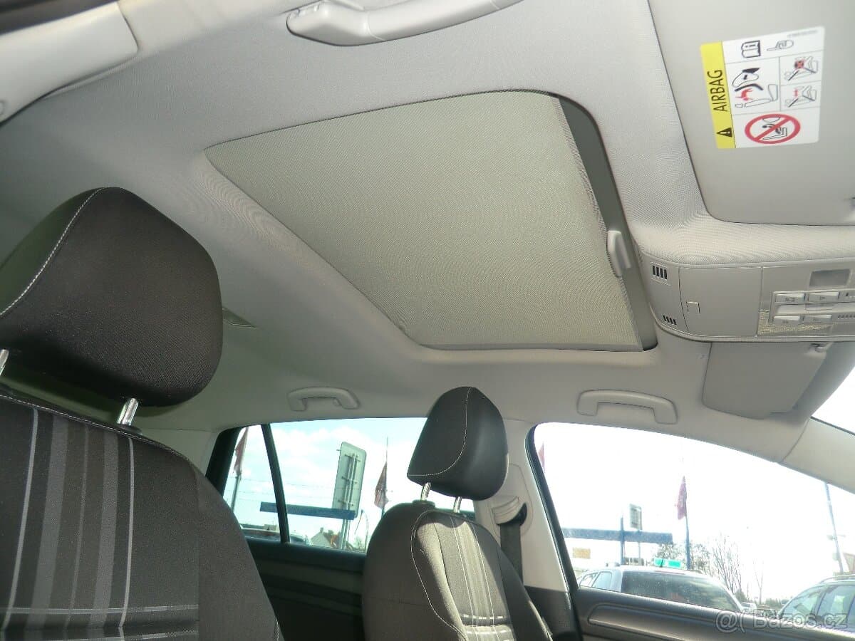 2015 Volkswagen GOLF - 18