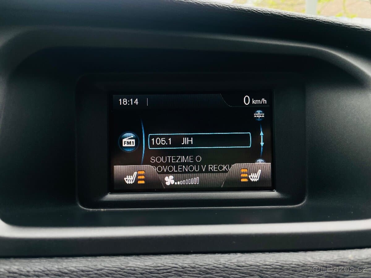 2013 Volvo V40 - 18