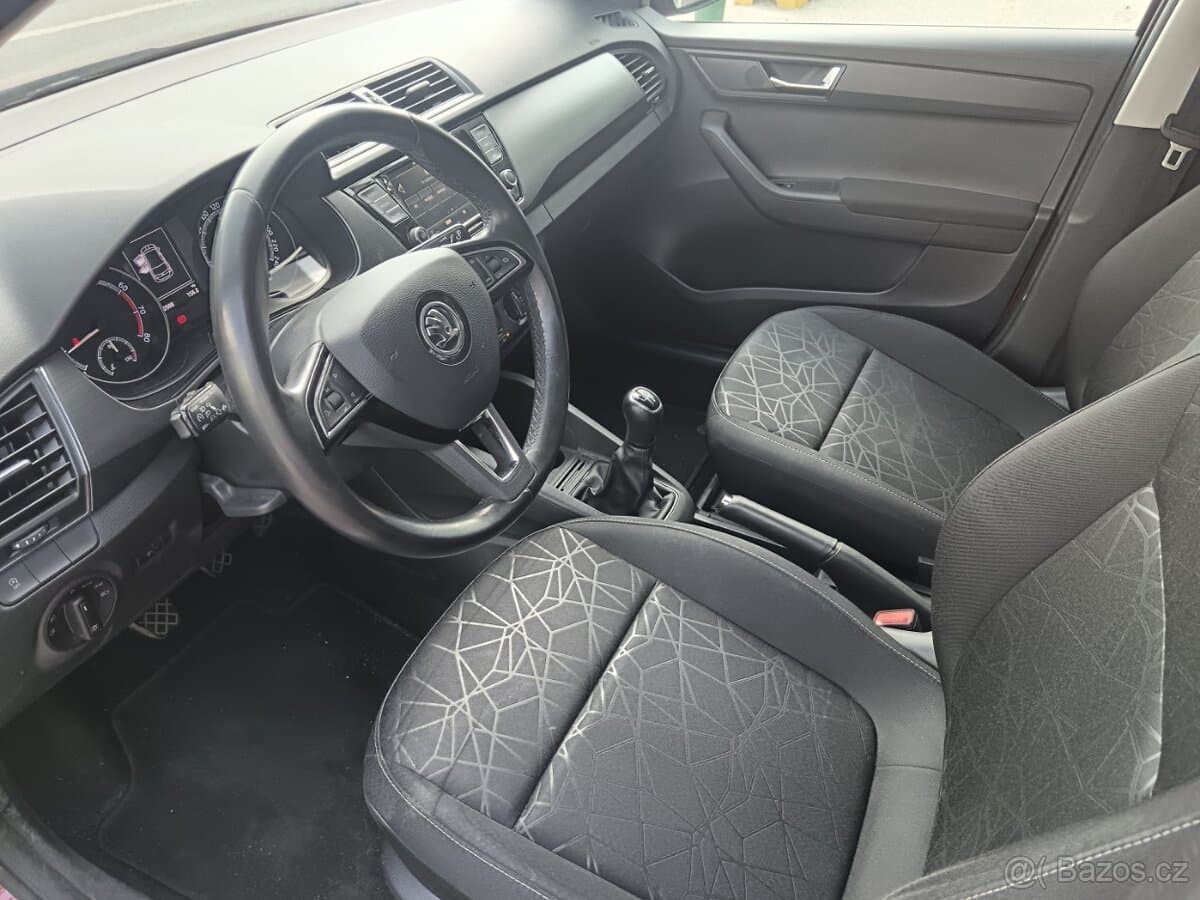 2019 Škoda FABIA - 18