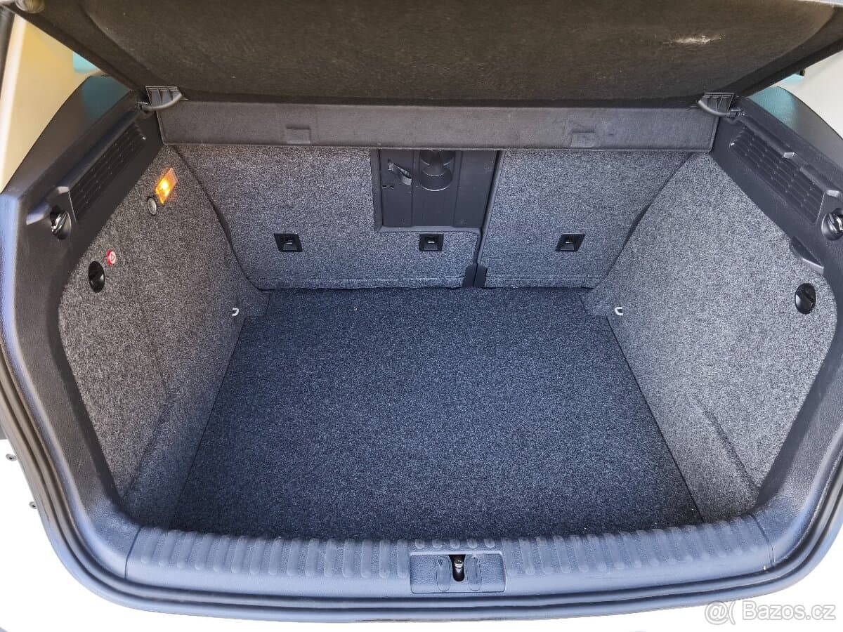2010 Volkswagen TIGUAN - 18