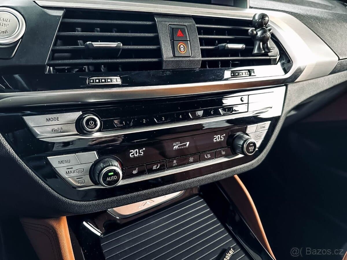 2021 BMW X4 - 18