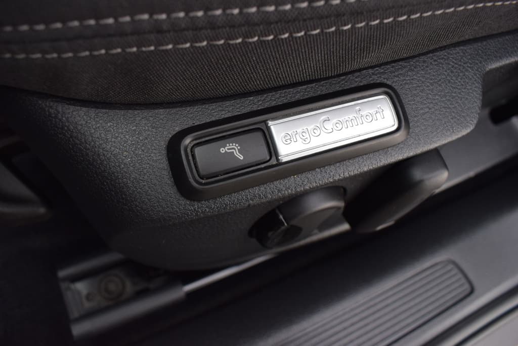 2015 Volkswagen PASSAT - 18