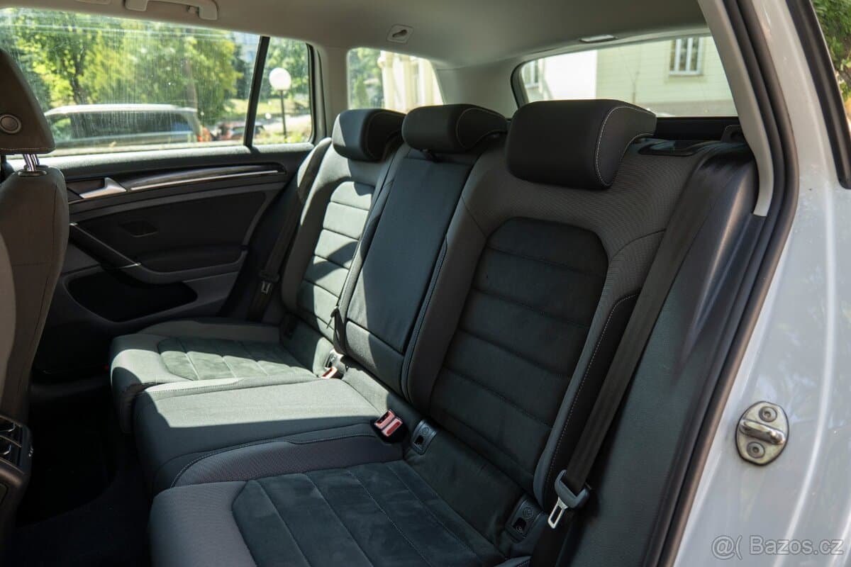 2017 Volkswagen GOLF - 18