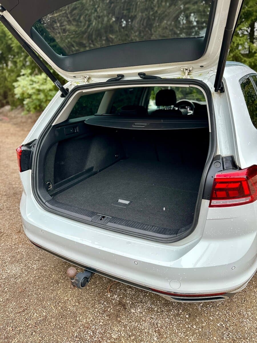 2021 Volkswagen PASSAT - 18