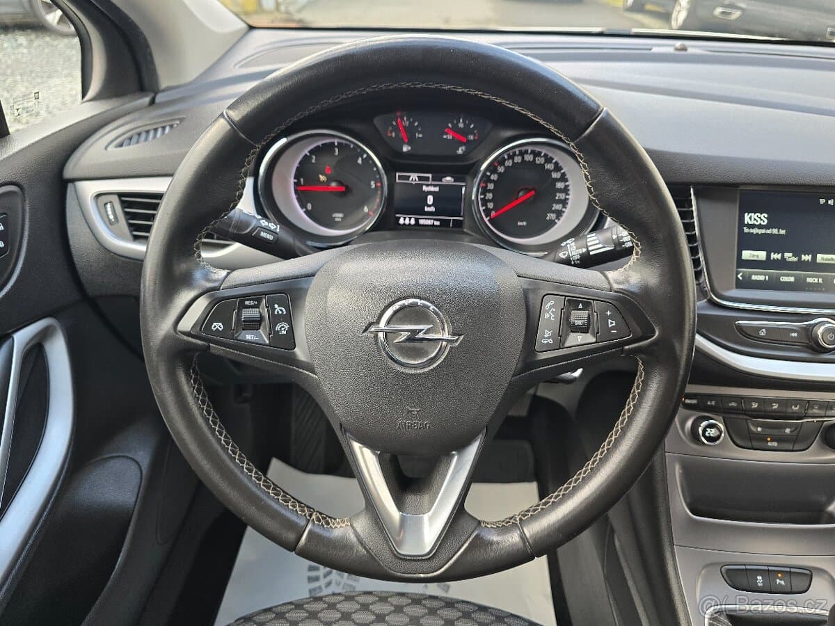 2018 Opel ASTRA - 18