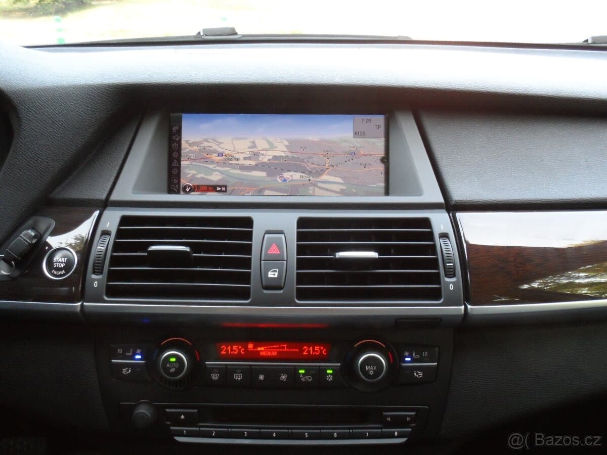 2012 BMW X6 - 18
