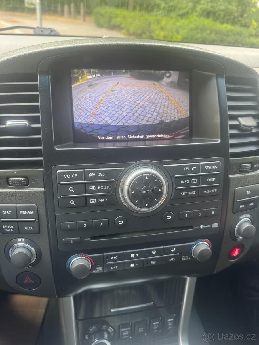 2011 Nissan PATHFINDER - 18