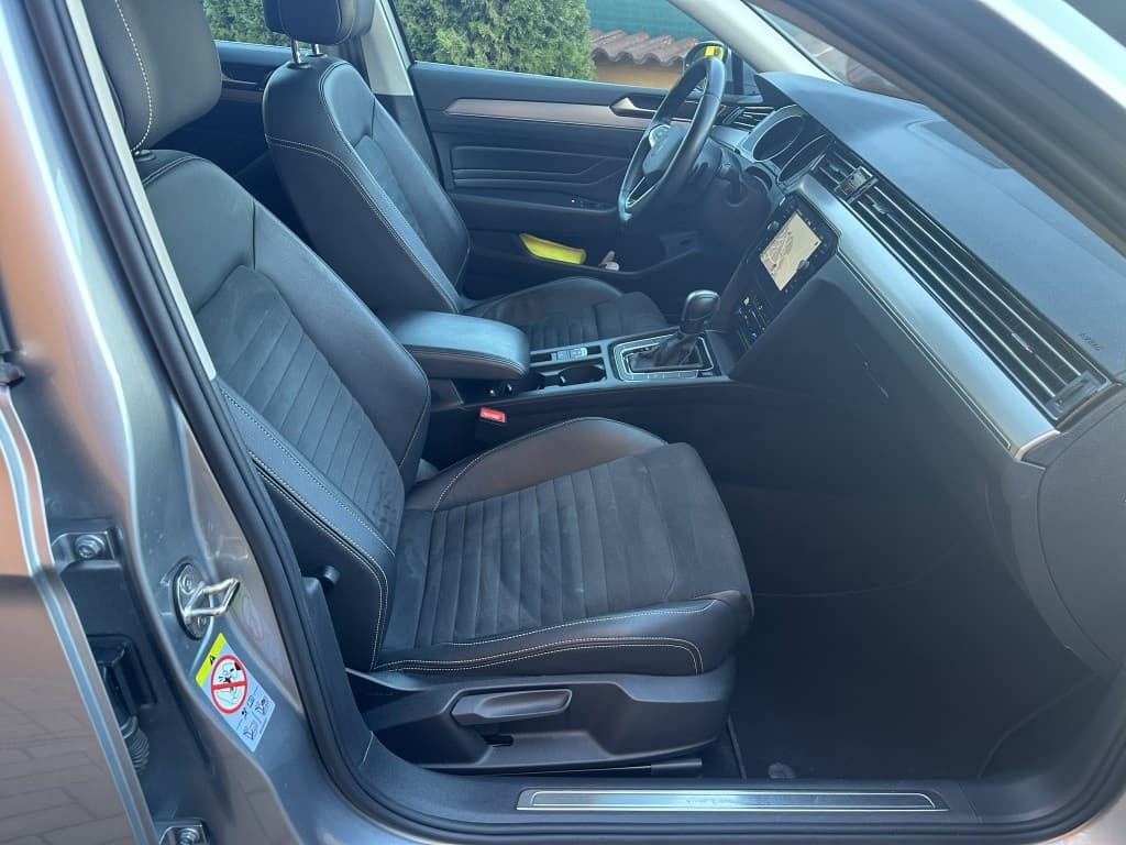 2021 Volkswagen PASSAT - 18