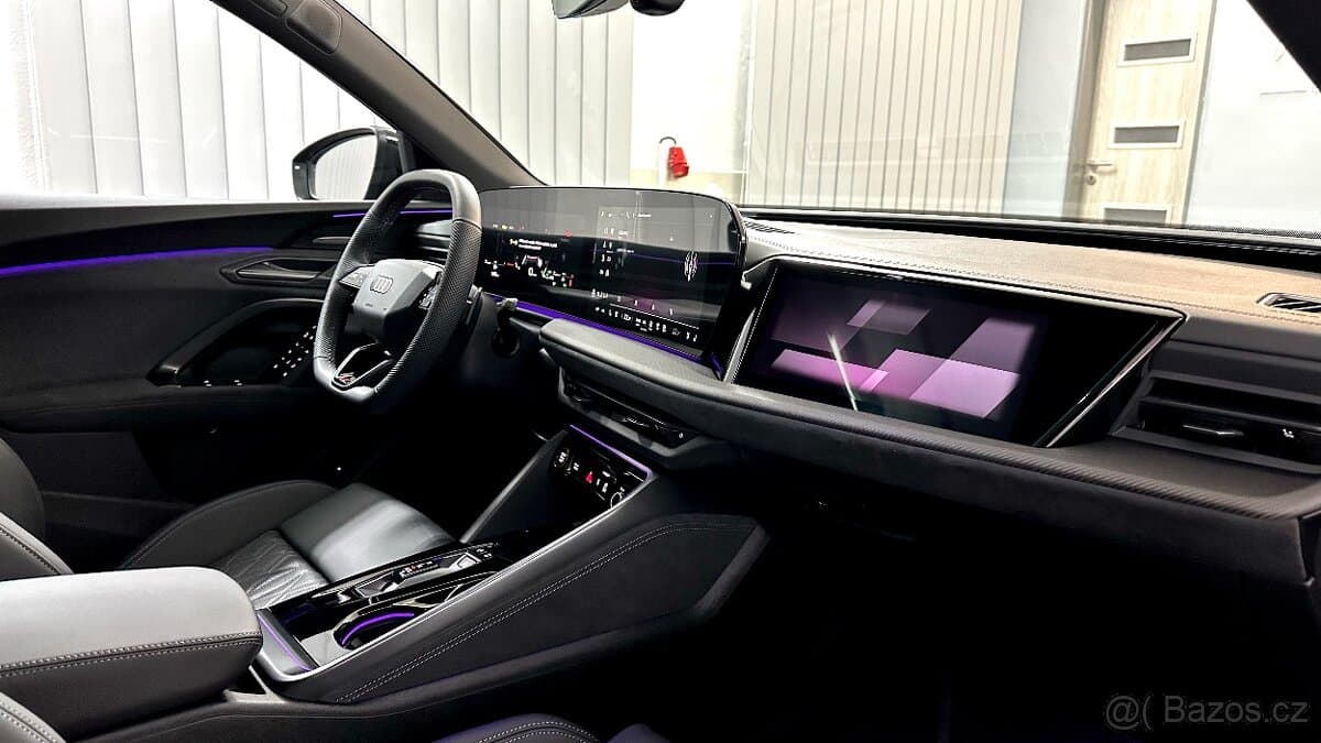 2025 Audi SQ5 - 18