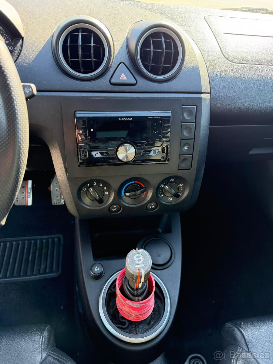 Ford FIESTA - 18