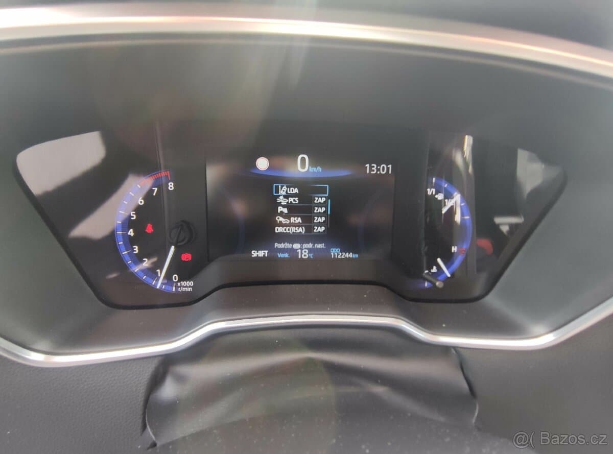 2020 Toyota COROLLA - 18