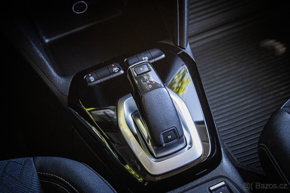 2021 Opel CORSA - 18