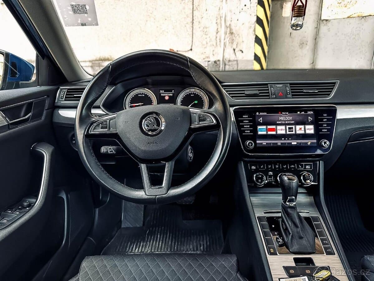 2020 Škoda SUPERB - 18
