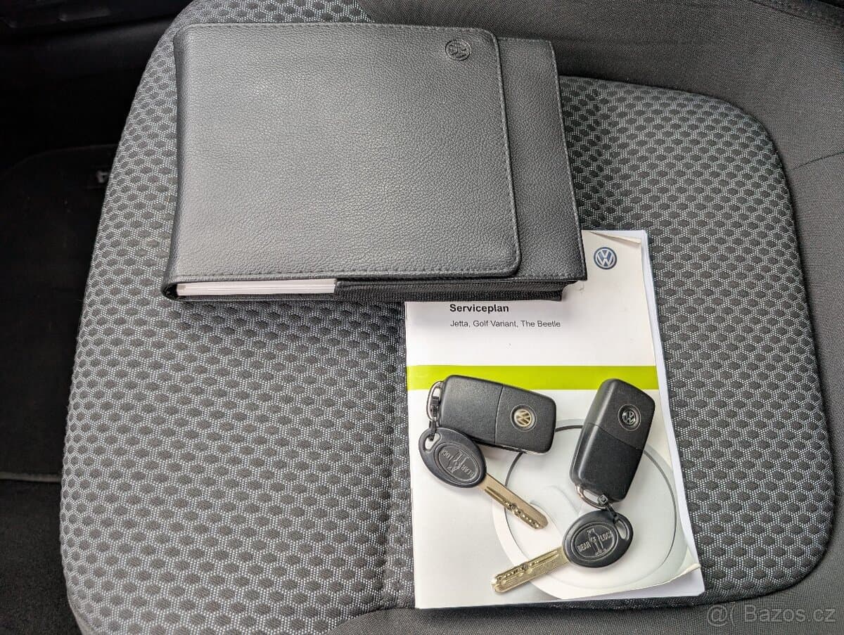 2012 Volkswagen JETTA - 18