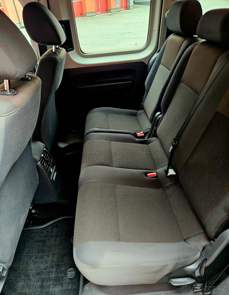 2012 Volkswagen CADDY - 18