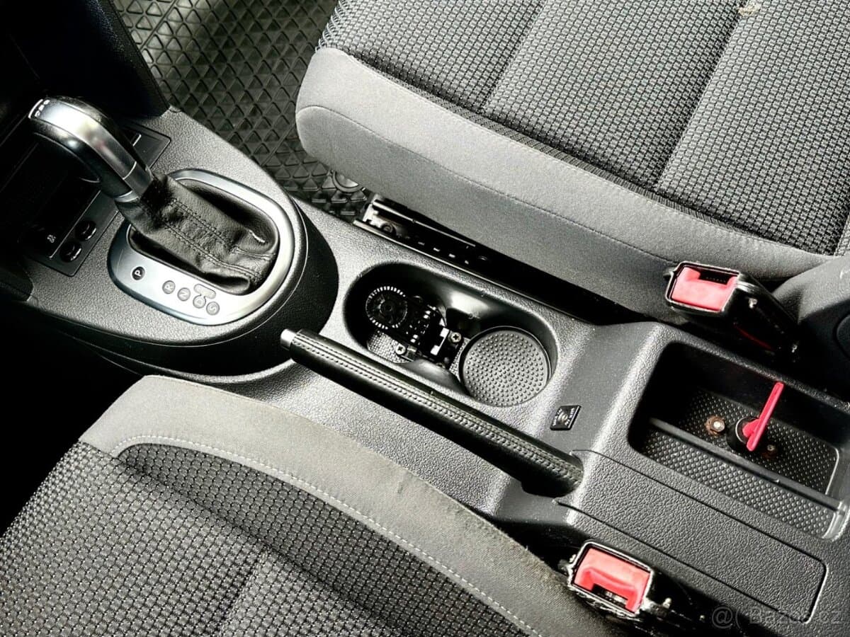 2011 Volkswagen TOURAN - 18