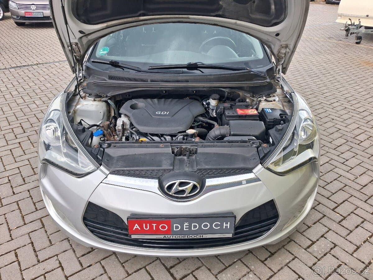 2011 Hyundai VELOSTER - 18