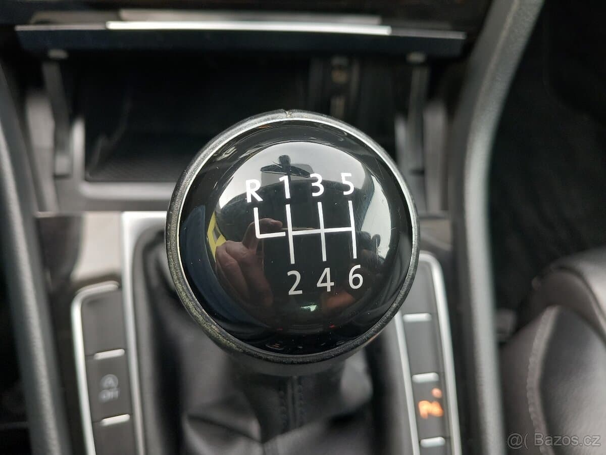 2013 Volkswagen GOLF - 18