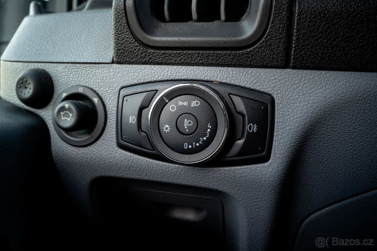 2019 Ford TRANSIT - 18