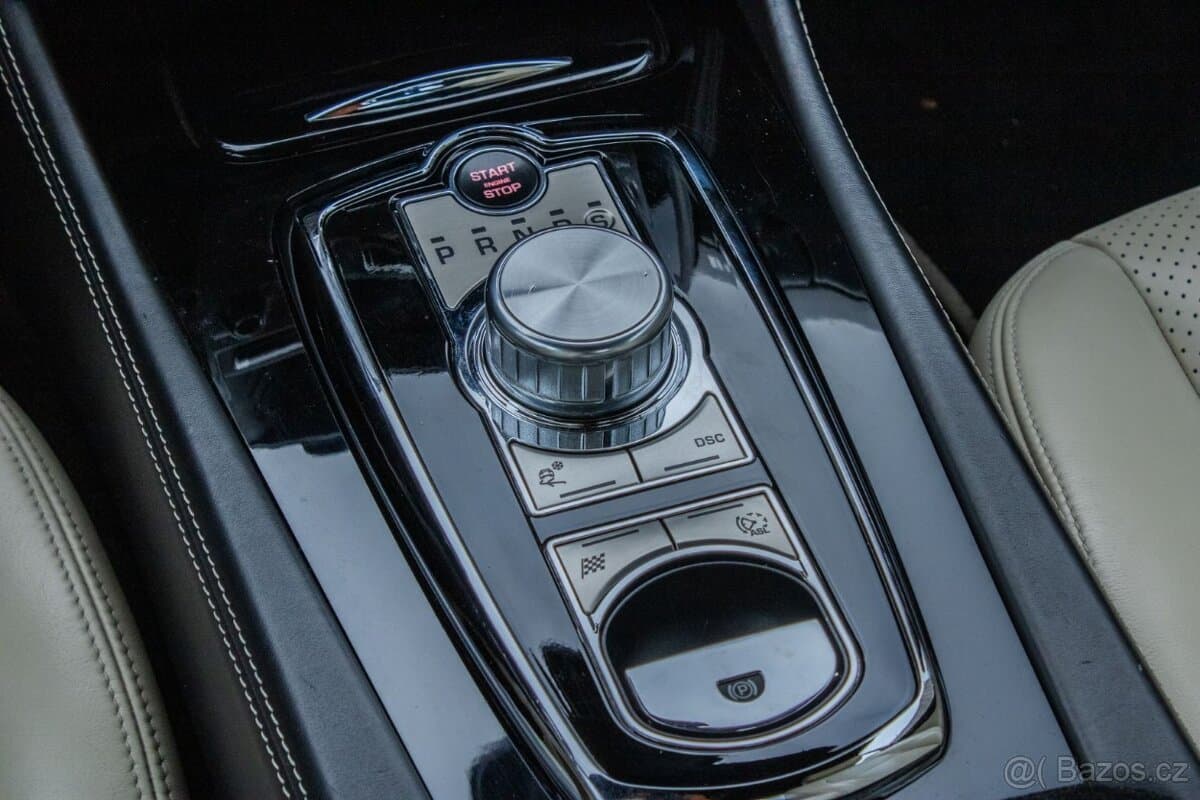 2010 Jaguar OSTATNÍ - 18